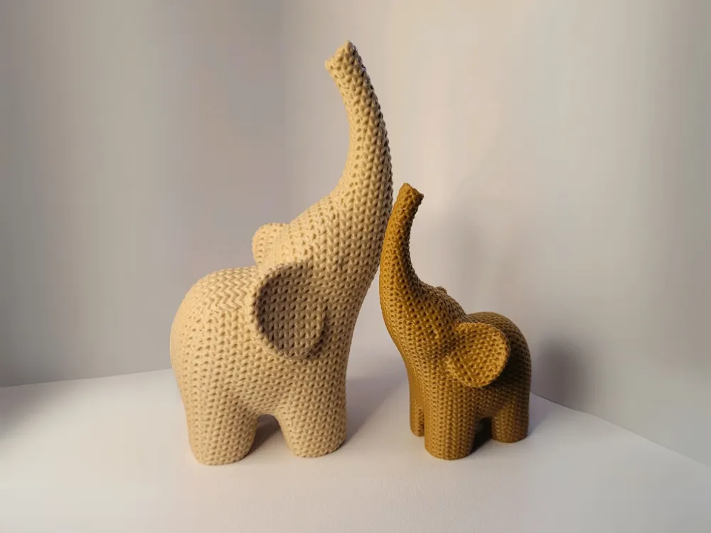 Knitted Texture Elephant – Decorative Model